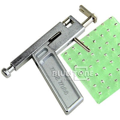   Ear Nose Navel Body Piercing Gun Tool + 98 Studs +Kit CASE