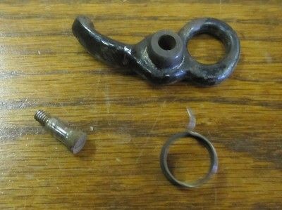 VINTAGE SINGER TREADLE SEWING MACHINE BELT SHIFTER