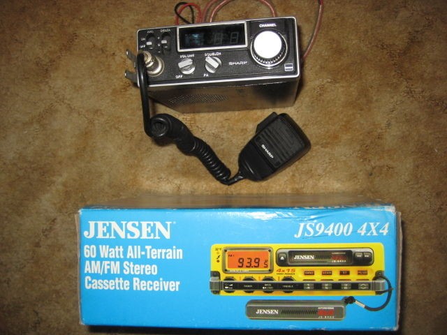 JENSEN JS9400 4X4 ALL TERRAIN AM FM CASSETTE + SHARP CB 800 Radio 