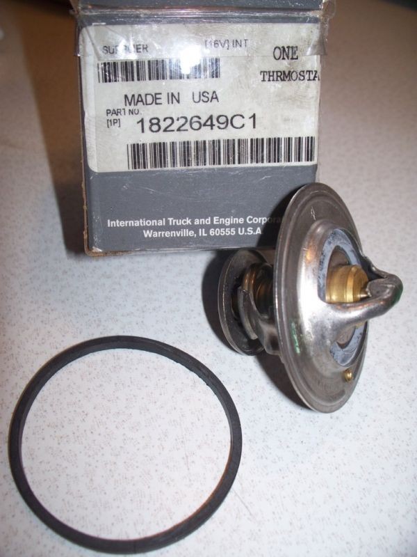 NEW International 1822649C1 THERMOSTAT KIT DT444E