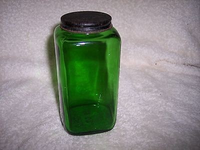 VINTAGE   EMERALD GREEN   DURAGLAS PILL BOTTLE WITH METAL LID