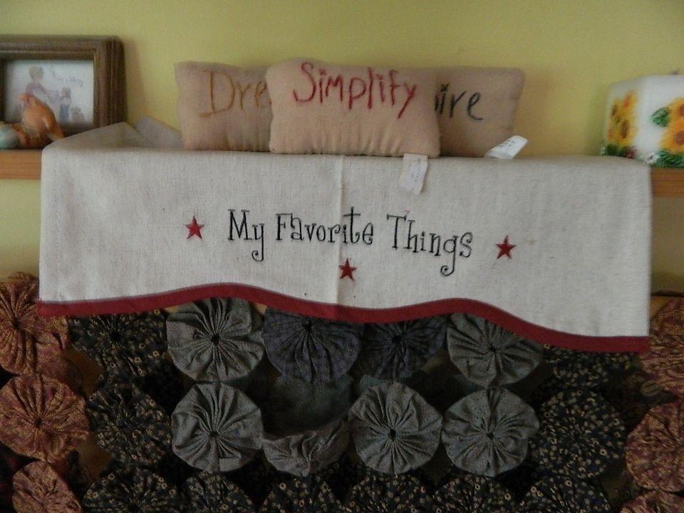 Primitive Style My Favorite Things Shelf runner Mantel scarf / Runner