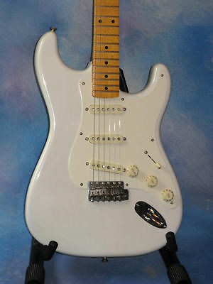 FENDER ERIC JOHNSON STRATOCASTER STRAT OLYMPIC WHITE