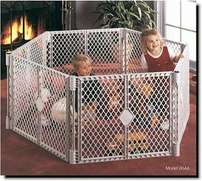 NORTH STATES SUPERYARD XT Baby/Pet Gate & Play Yard