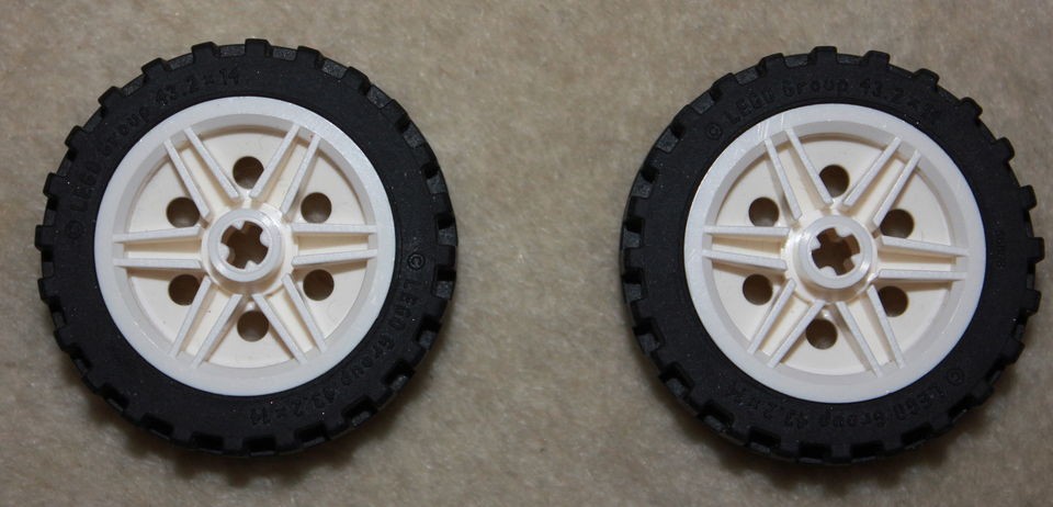   lego 56904 WHEEL 30MM D. X 14MM and TIRE tyres 43.2 X 14 10220 7637