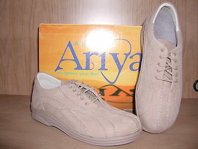 Womens Oxford Ariya by Apex for those orthopedic/diabetic needs Tan 