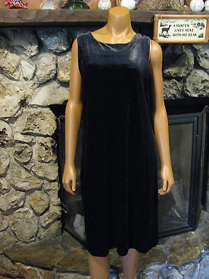 Victor Costa womens dress. Great condition.