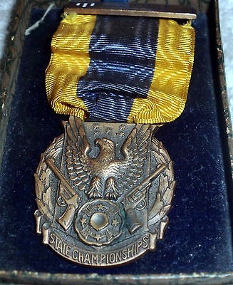 VINTAGE Rare 1941 USRA STATE MEDAL Hillman SHOOTING AWARD Antique 