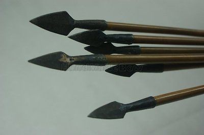 12x Trad.Middle Ages ARROW Bamboo shaft NEW stained feathers for 