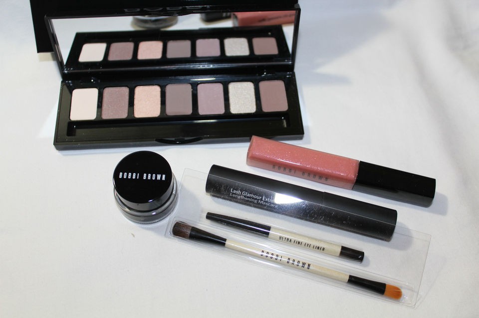   Best of Bobbi Beauty SET Black Ink,Bellini Gloss, Mascara, Brush