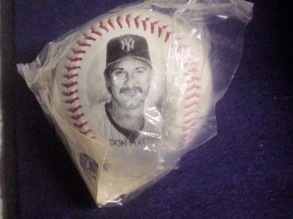 Vintage MIP Sealed Burger king Don Mattingly Photo Ball And Biography