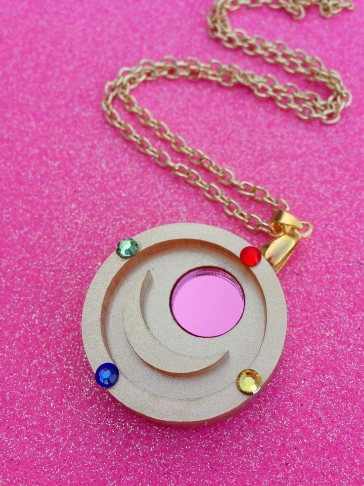 Sailor Moon Season 1 Transformation NecklaceCos​play / Anime 