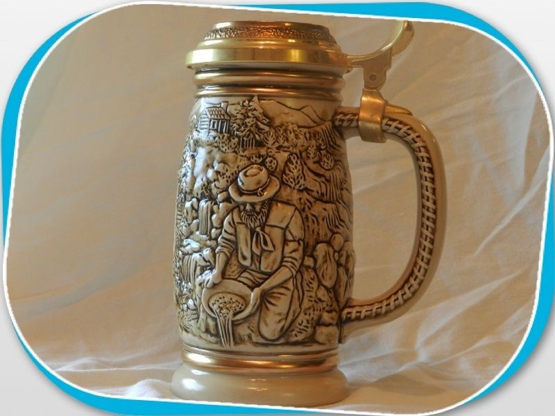 avon gold rush stein in Decorative Collectibles