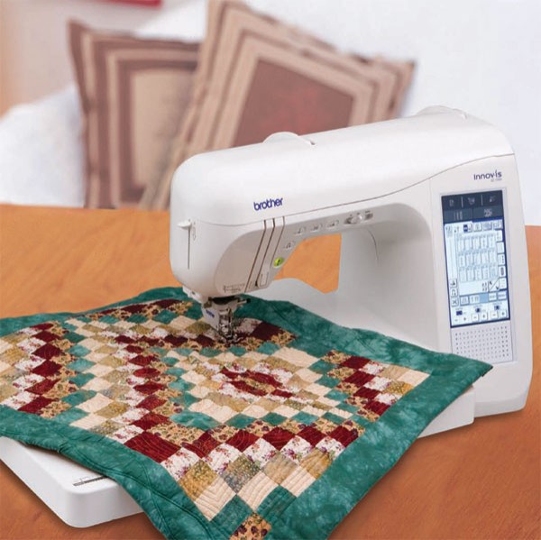 Brother QC1000 Electronic Sewing Machine