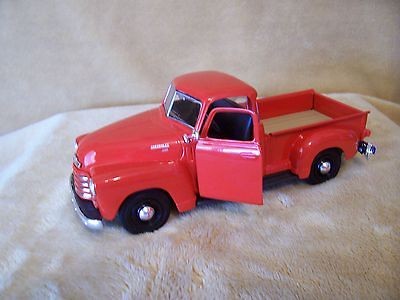 25 DIECAST MAISTO 1950 CHEVY PICK UP S 100 STOCK ORANGE