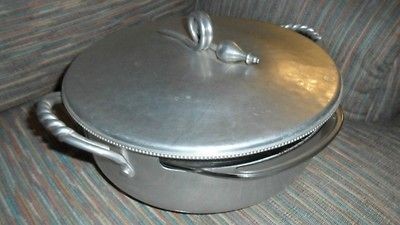 BUENILUM Serving Dish & OVEN CASSEROLE w/ PYREX ++ HAMMERED 