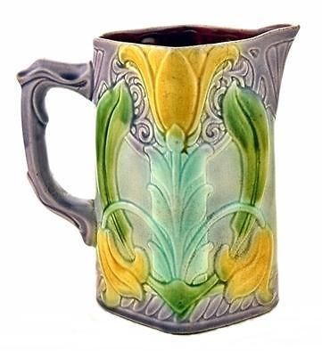 2234/SARREGUEM​INES MAJOLICA JUG FRANCE END 19th.C.