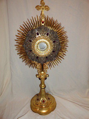 Cathedral Size Jeweled Monstrance w/Luna, 31 Tall, Superb