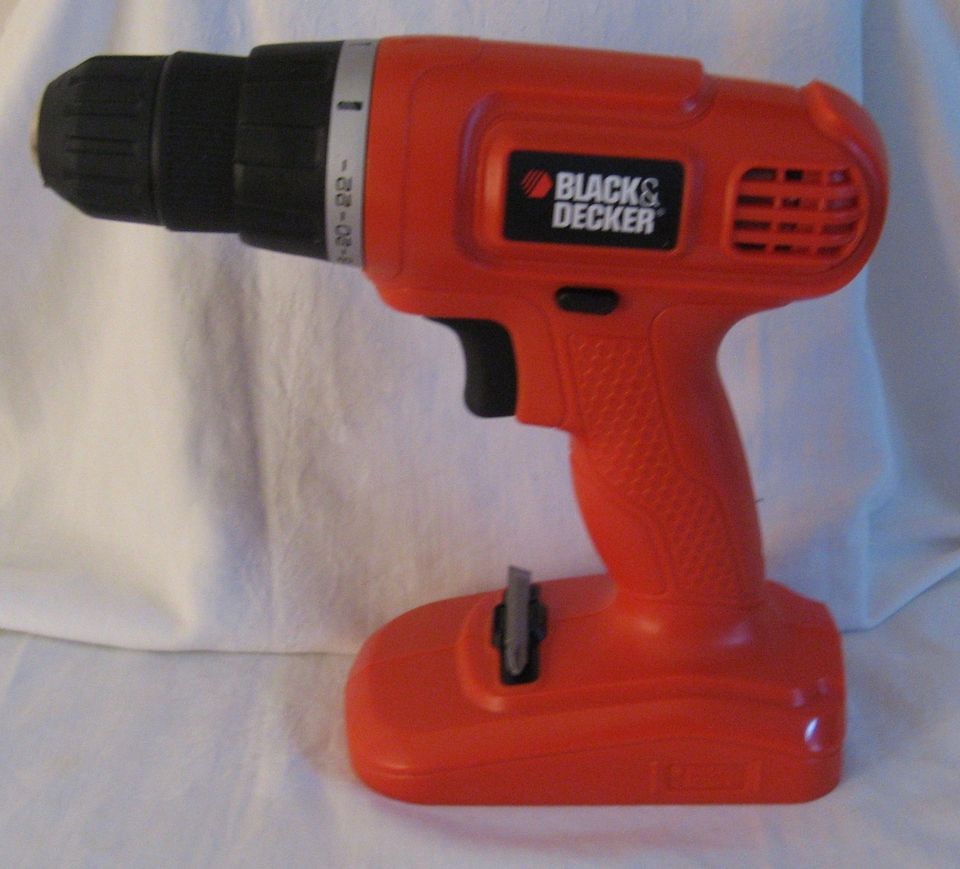 BRAND NEW BLACK & DECKER 18V 18 VOLT GC1800 CORDLESS 3/8 DRILL (BARE)