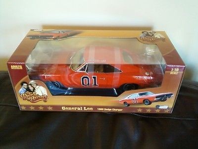 DUKES OF HAZZARD GENERAL LEE 1/18 DIE CAST VEHICLE MIB