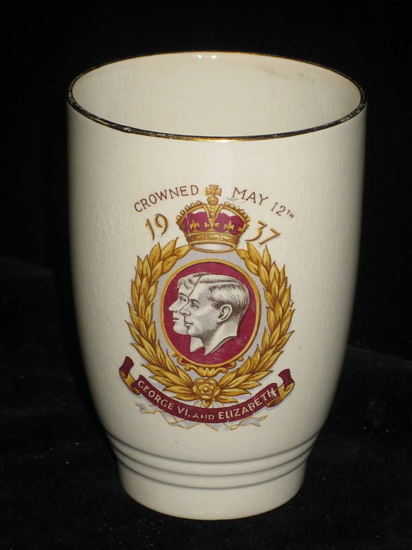 NEWHALL   HANLEY STAFF   GEORGE VI ELIZABETH   TUMBLER