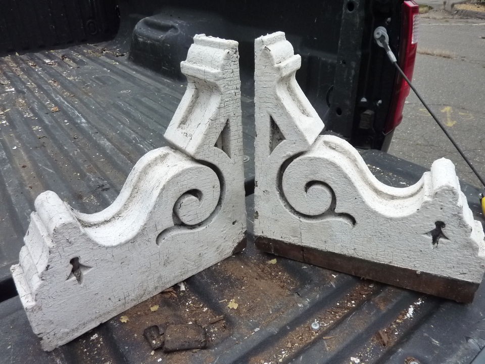 PR antique victorian GINGERBREAD corbel BRACKETS nice detail 14 x 14 x 