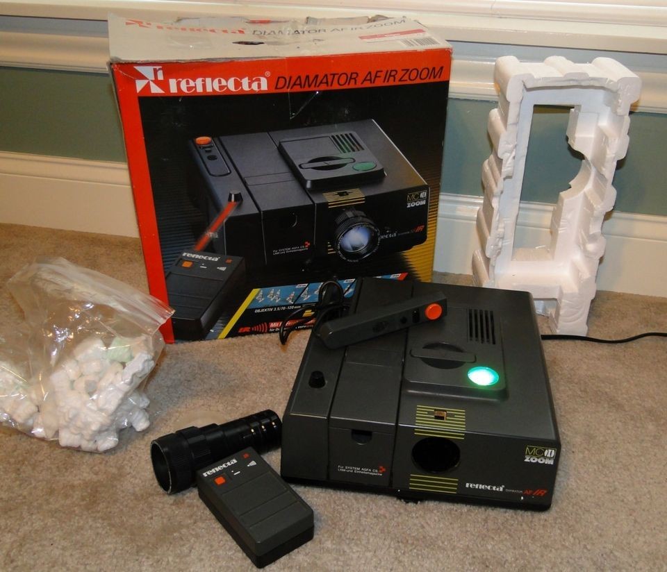 Reflecta Diamator AF IR Slide Projector with Extras