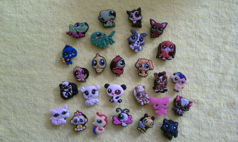 LITTLEST PET SHOP shoe charms/cake toppers FAST USA SHIPPING