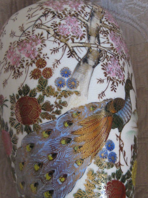 VINTAGE SATSUMA JAPANESE VASE W/ PEACOCKS, FLOWERS, TREES