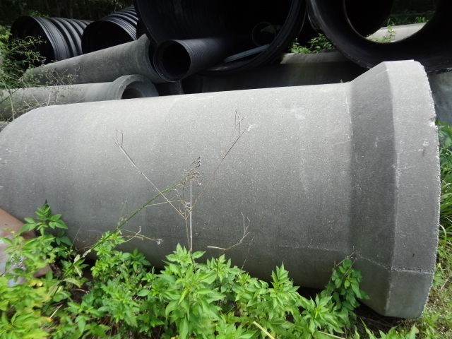 concrete culvert pipe 8 feet length and 48 inch diameter