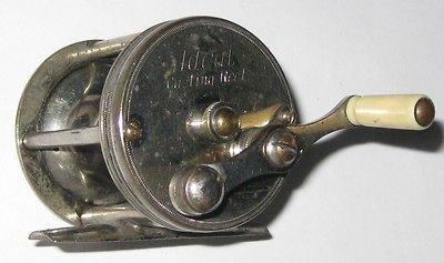 ideal casting reel made by montague  15