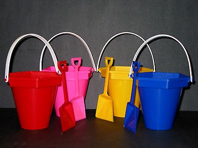 SAND BUCKETS SHOVELS BEACH BUCKETS SAND PAIL MFG USA RED BLUE YELLOW 