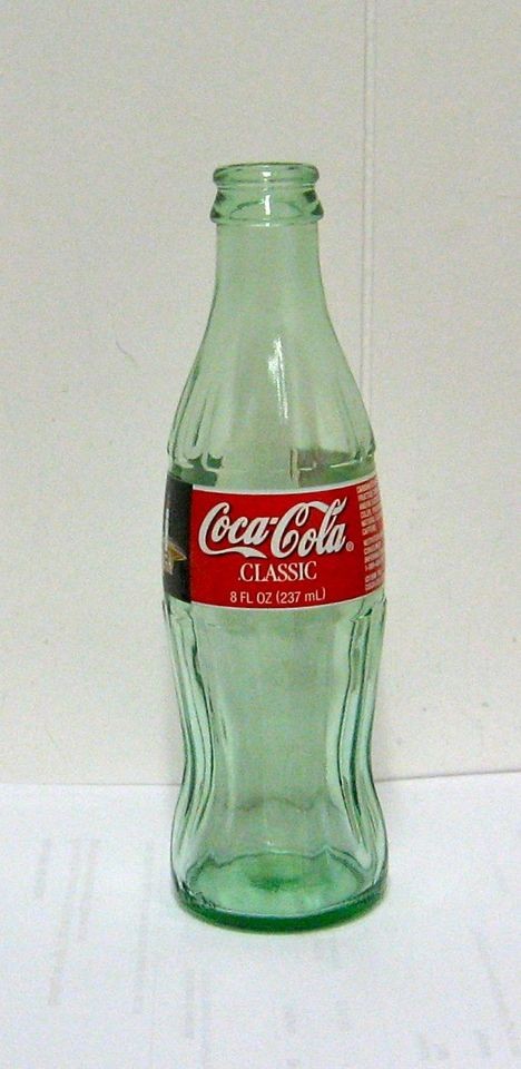 1998 8oz DISNEYLAND TOMORROWLAND CONTOUR GLASS COCA=COLA BOTTLE