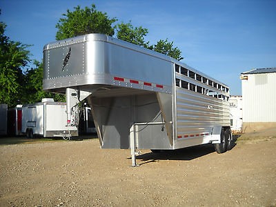   Model 8117 20 20FT Enclosed Aluminum Cattle Gooseneck Stock Trailer