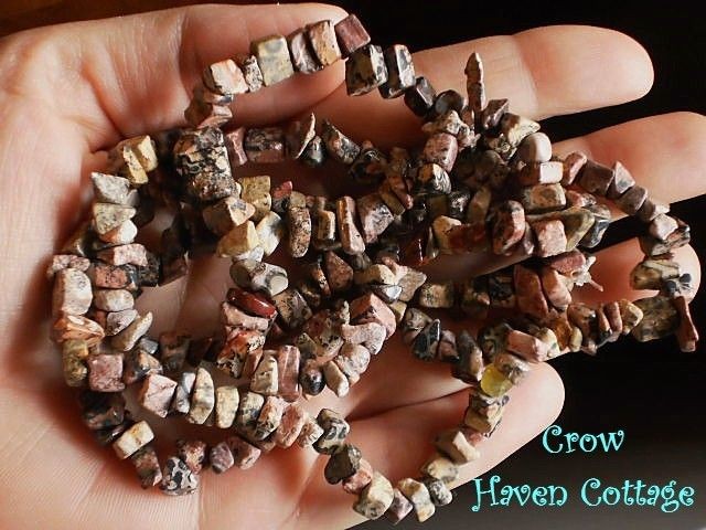 36 LEOPARDSKIN JASPER Stone Chip NECKLACE Wicca Witchcraft Gypsy 