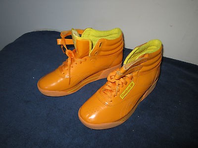 REEBOK VINTAGE ORANGE FREESTYLE HI TOP AEROBICS WOMEN SIZE 8 CLASSIC