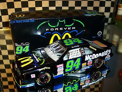 RARE Bill Elliott 1995 BATMAN FOREVER 1/24 Action ORIGINAL CWC