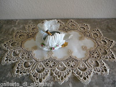 Delicate Gold Trim Lace Placemat Runner Doily Estate Design Doilies