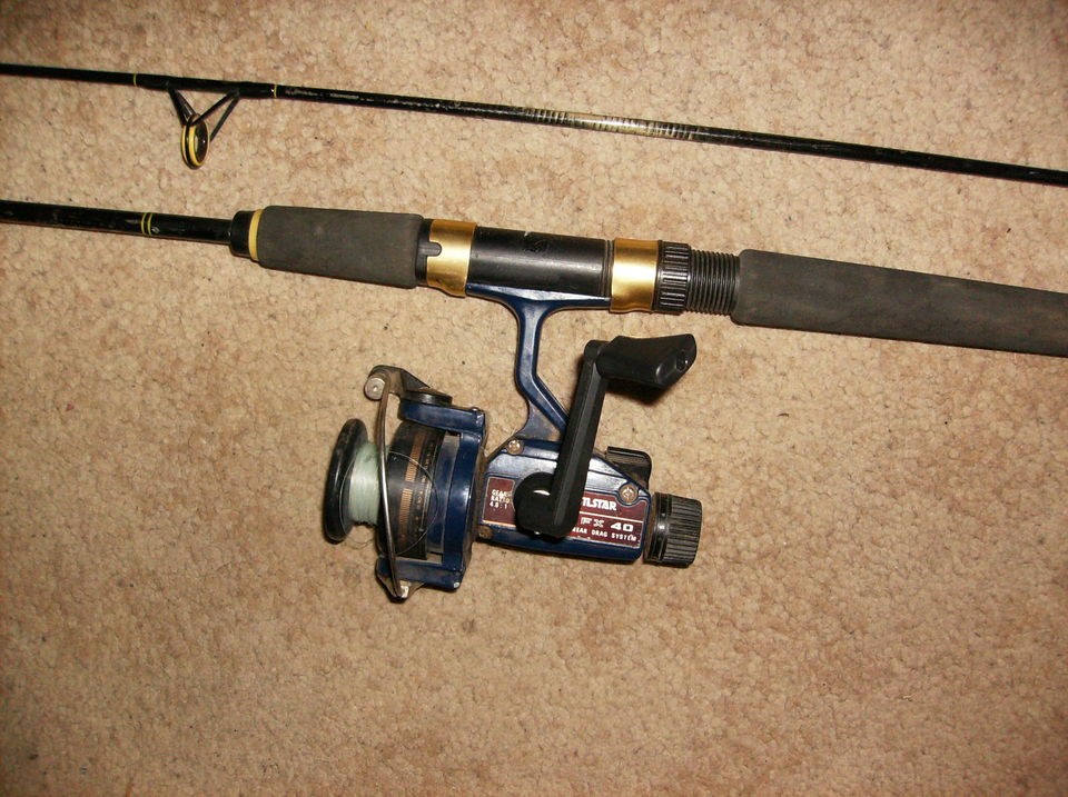 Daiwa 6.5 ft rod + Silstar FX40 reel   good shape