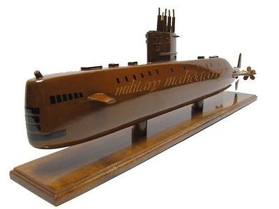 USS NAUTILUS SSN 571 NUCLEAR CLASS SUBMARINE WOOD WOODEN MAHOGANY SUB 