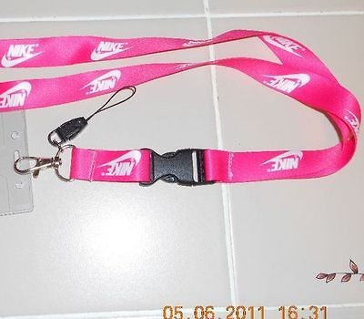 NIKE Fuchsia PINK LANYARD KEY CHAIN QR W/ ID HOLDER ★ ★