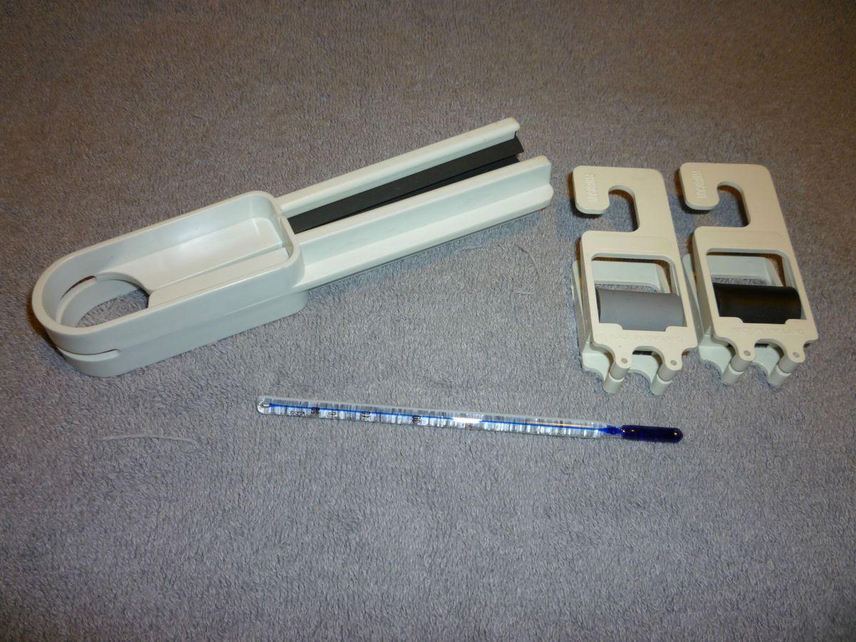 Paterson film squeegee, drying clips, thermometer