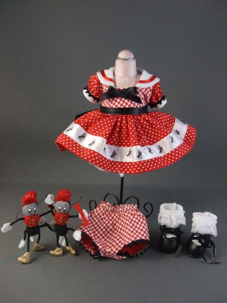 Cute Dress Outfit Bonus for 8 Doll by M Alexander