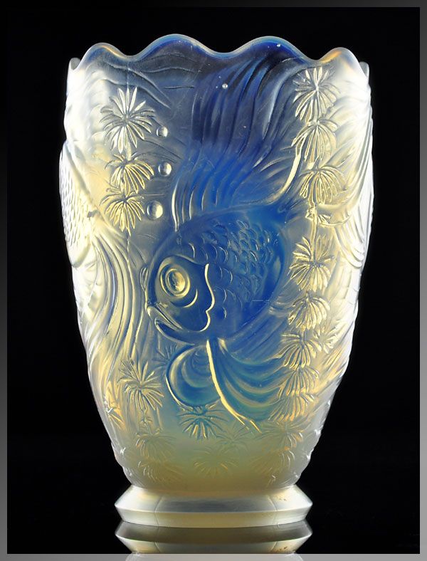 1930s Bohemian Art Deco Aquarium Opalescent Glass Vase Barolac by 