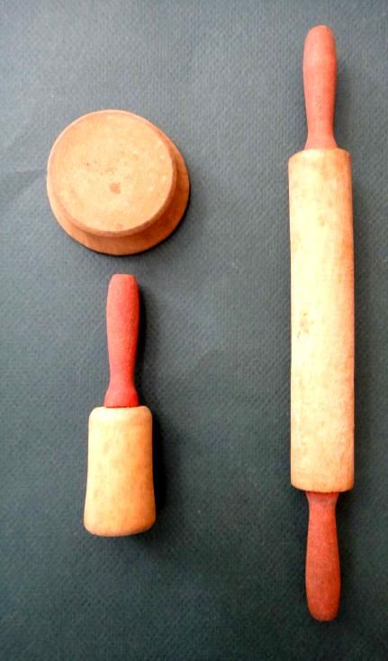 vintage Child Toy Kitchen Red Handle Wood Set w Box Rolling Pin 