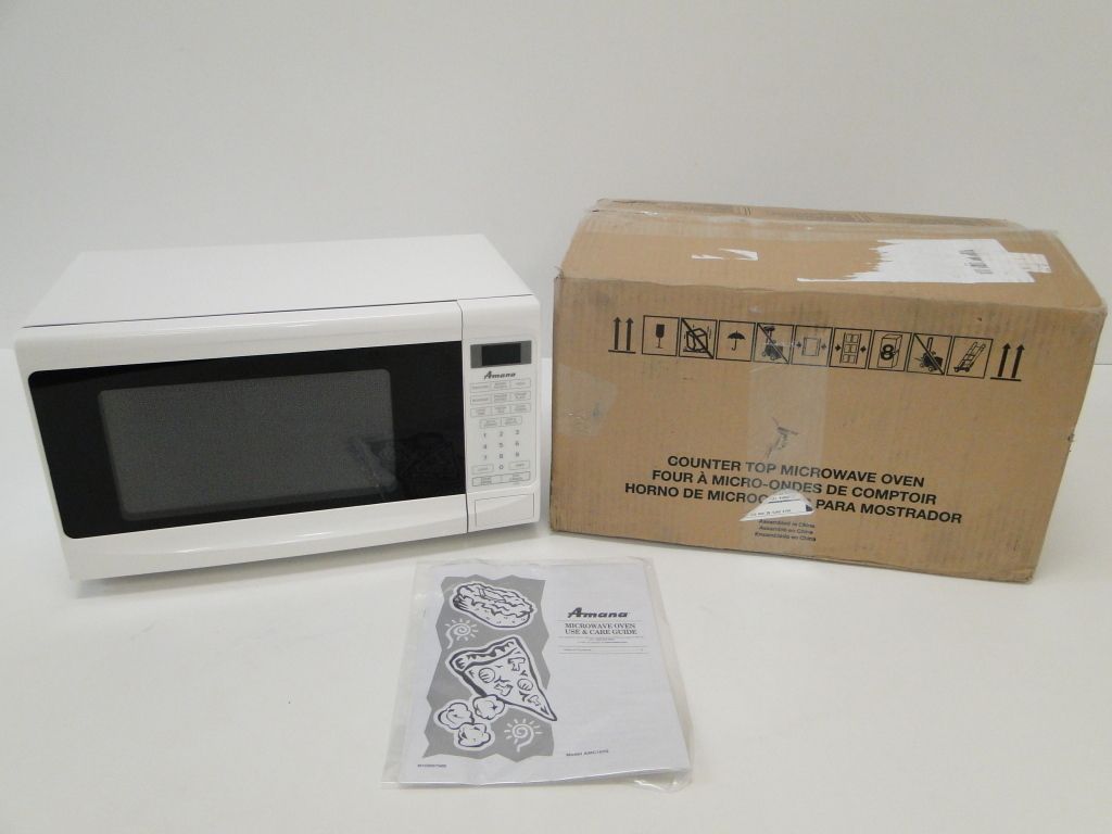 Amana 0 7 Cubic Foot Compact Countertop Microwave Oven AMC1070XW White 