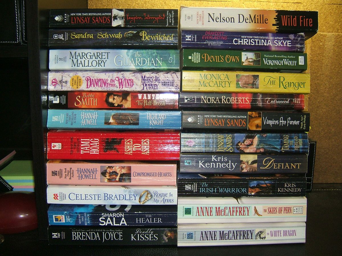   22 Paranormal Romance Novels Lynsay Sands Anne McCaffrey Hannah Howell