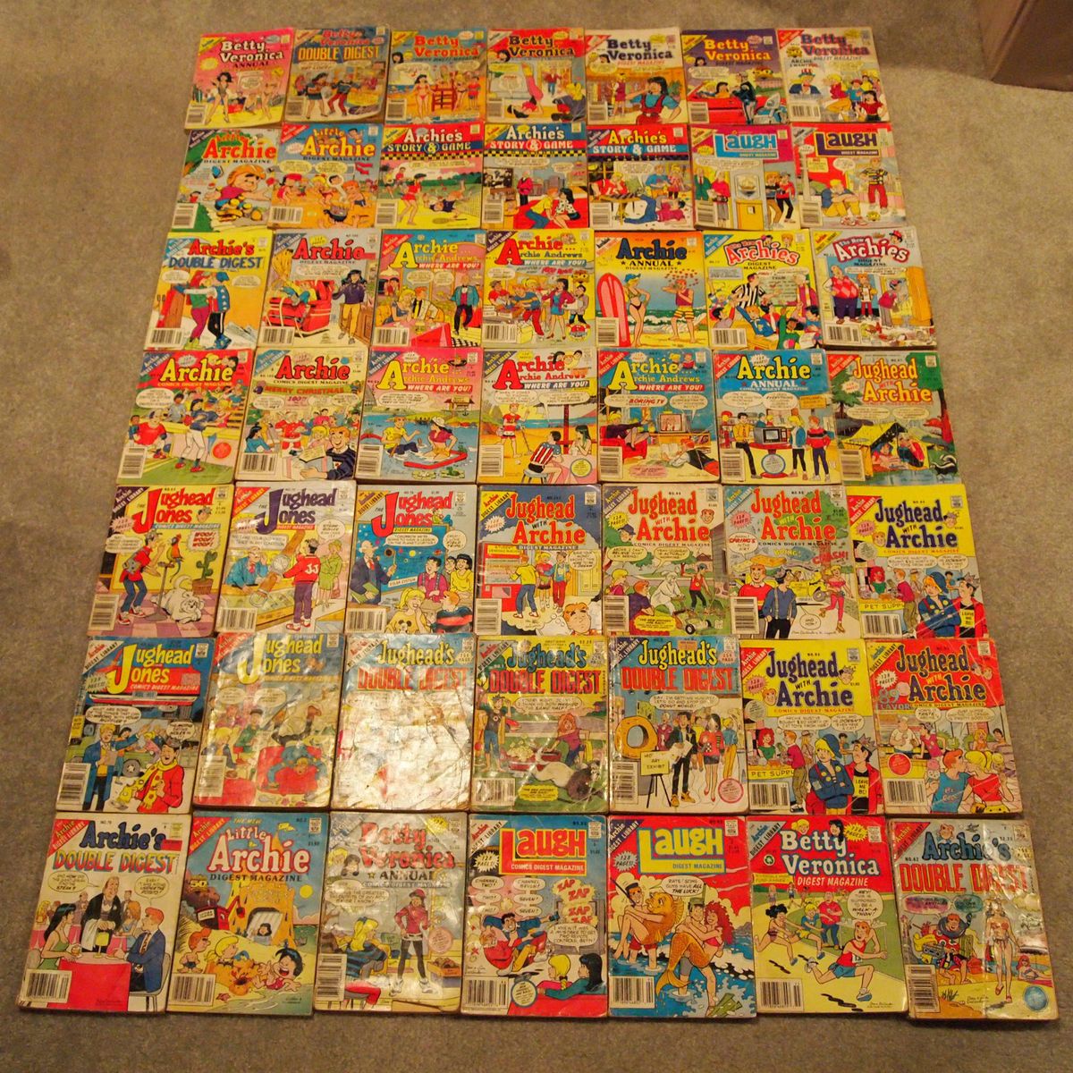 Lot of 50 Comic Digest  Archie, Jughead, Betty & Veronica, Laugh