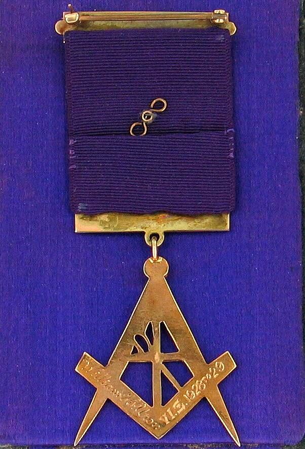 RARE Antique Atlantic City Masonic No 1 Freemason 14k Gold Medal Case 