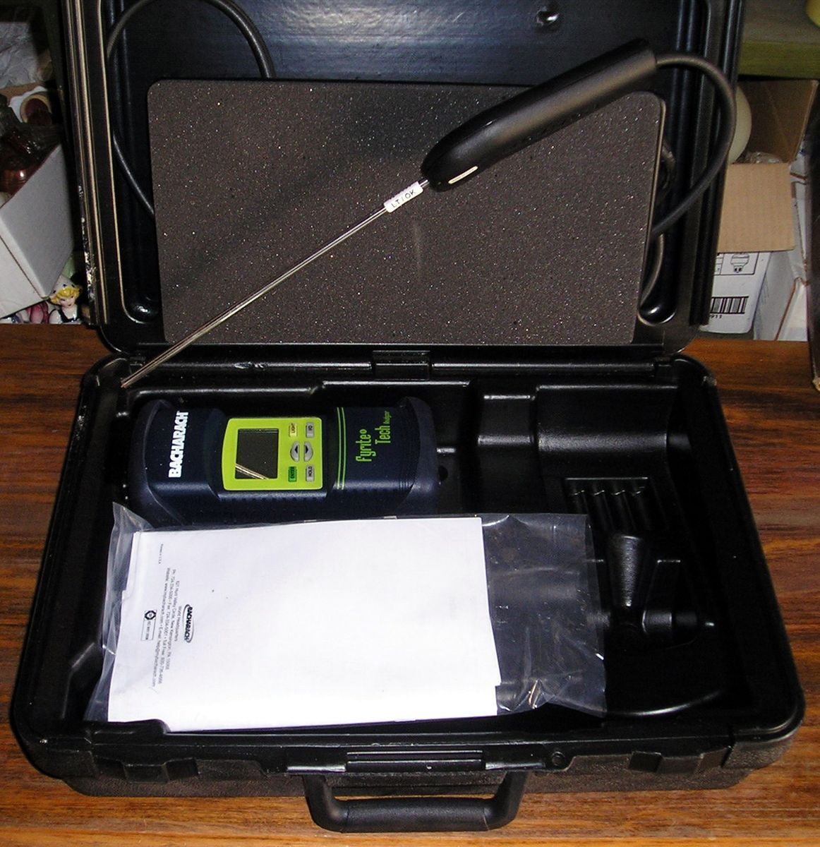 Bacharach Fyrite Tech 60 Combustion Analyzer Kit w Case